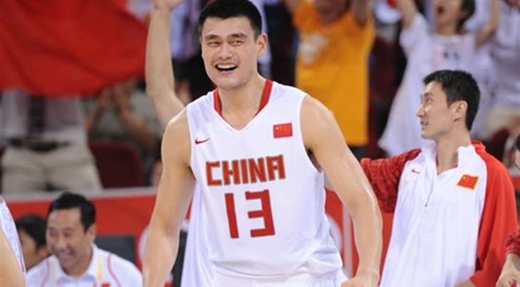 姚明VS哈达迪，谁是亚洲第一中锋？FIBA也玩标题党？