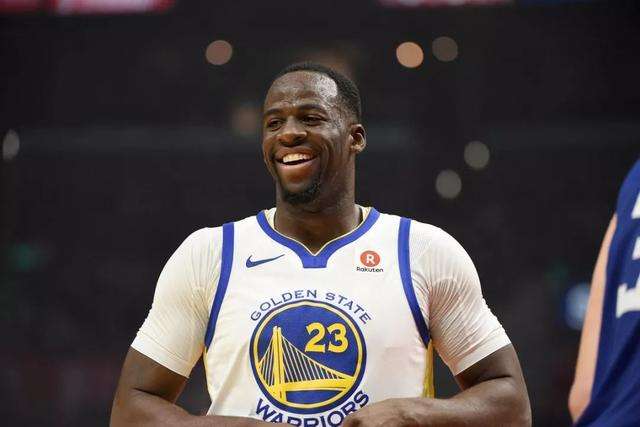 NBA最强演员！追梦格林晒图与詹姆斯TT聚餐，网友：他的人设崩了