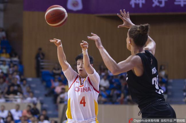 中国女篮明日对阵波多黎各 女版赵继伟将出战