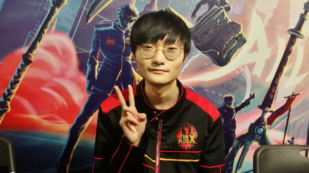 DWG打野Canyon采访：小组赛希望能打IG 想避开FPX