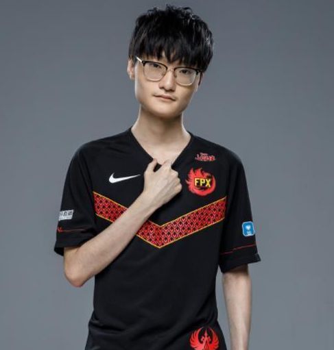 FPX打野Tian放话:打完世界赛就去结婚