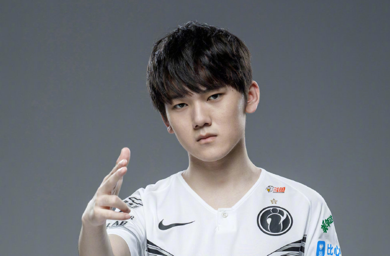 S9入围赛登场率最高的英雄 剑魔已没人禁AD成二选一