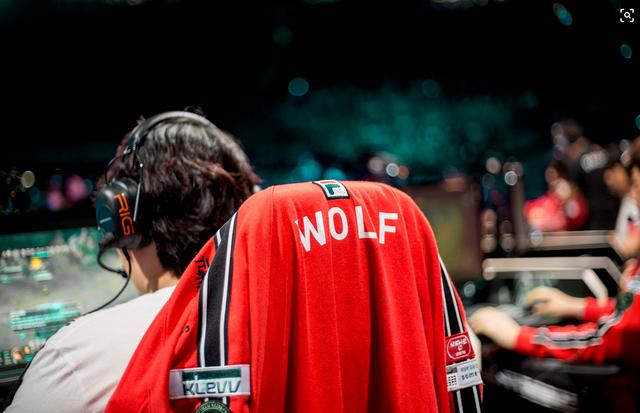 最被忽视的选手,Wolf养老之余担当分析师,预测IG将被3:2淘汰?