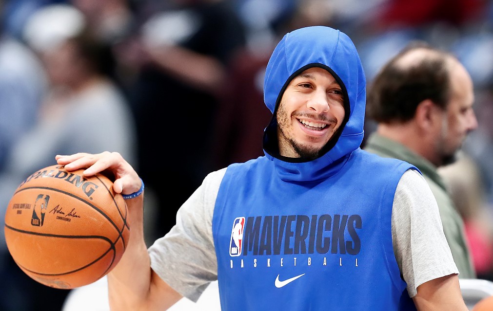 独行侠塞斯-库里因生病将缺席今日对阵<a href=