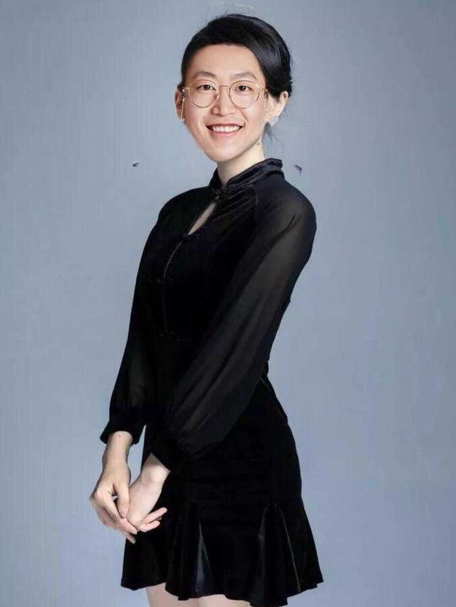 DWG赢了管泽元却上热搜，余霜一张图圆粉丝心愿，该有的都跑不了