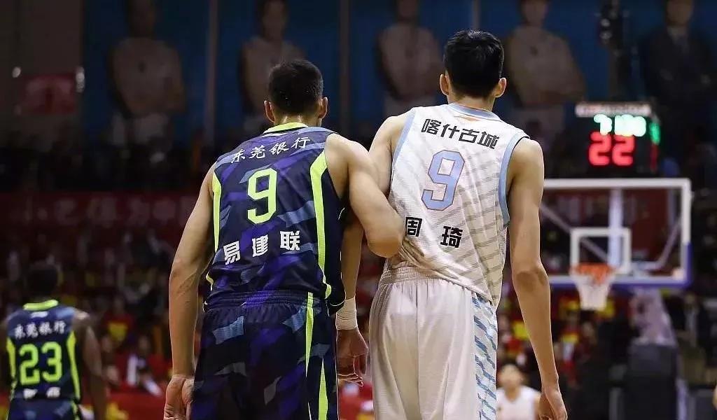 易建联大帽周琦！驱逐、抽筋、准绝杀！这场CBA不输NBA