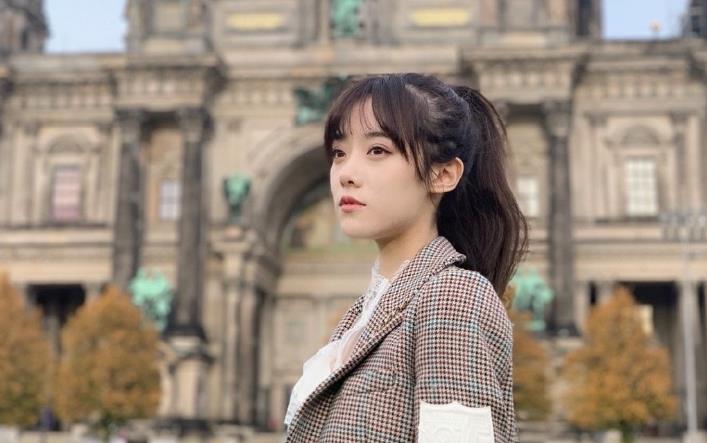 余霜和小珏接二连三被偷 马德里的窃贼是盯上LPL了？