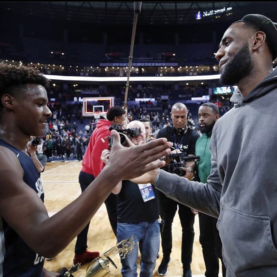 詹姆斯：我儿子并非一定能够打到NBA级别